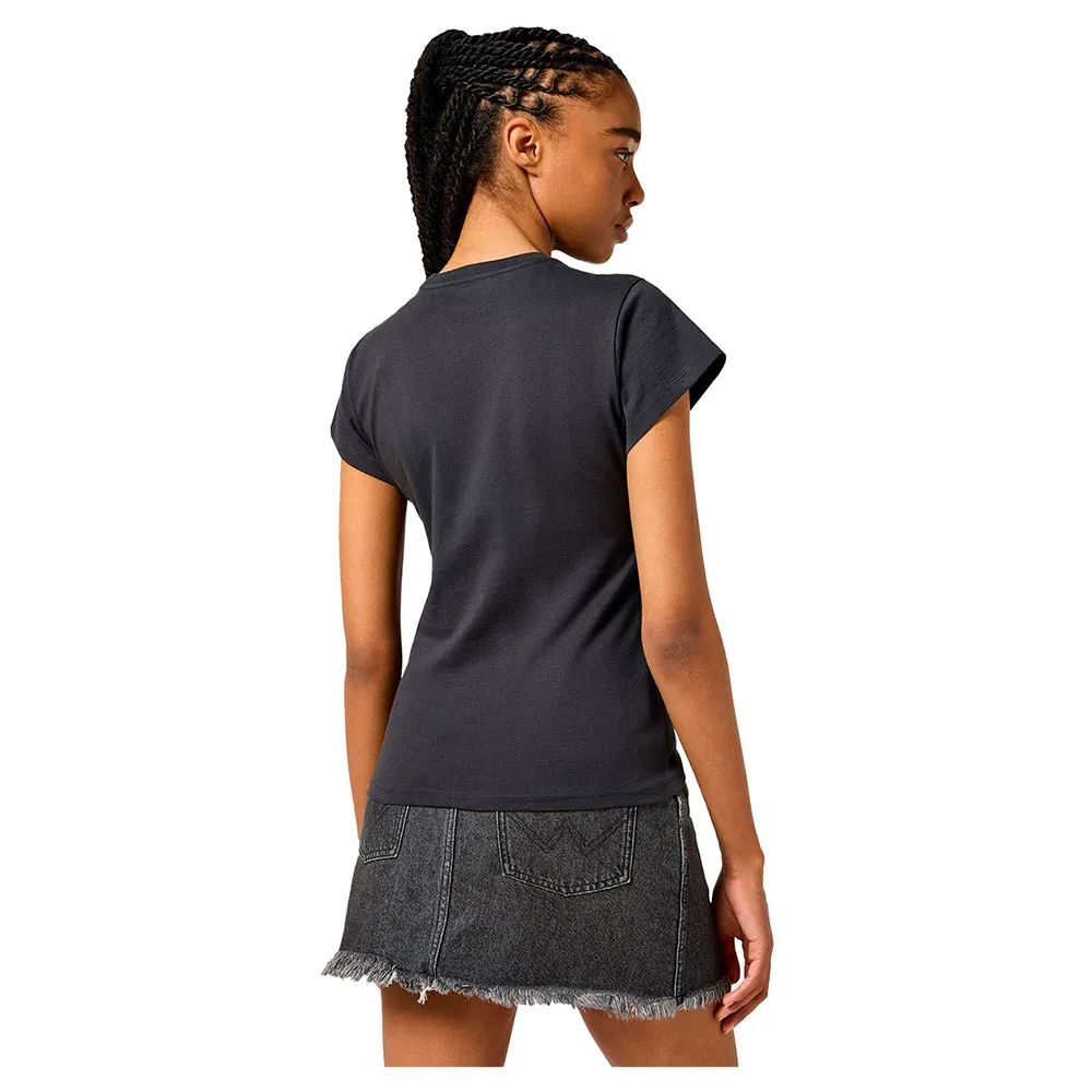 141469699_2.webp