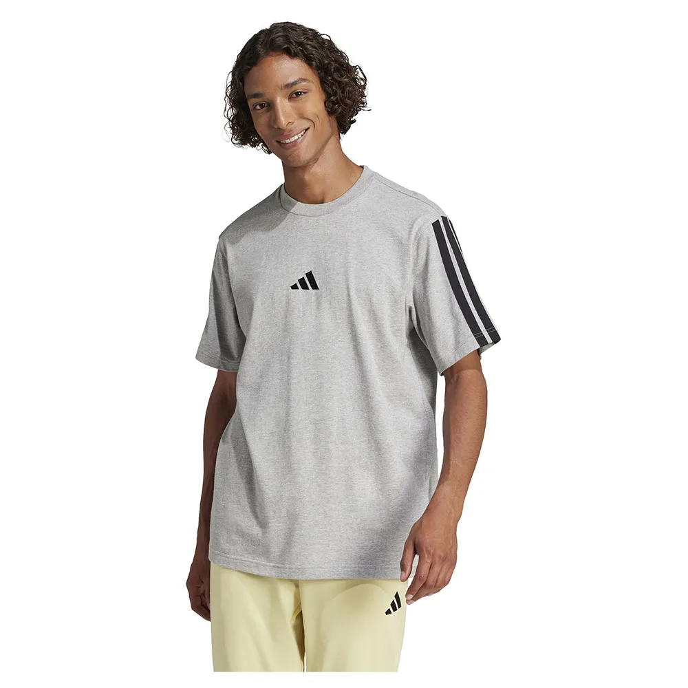 141515999.webp