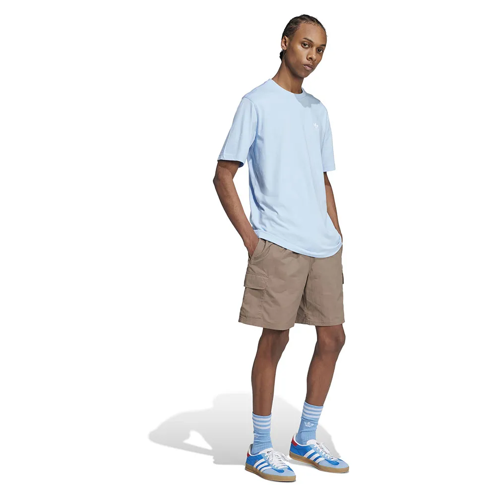 141517417_4.webp