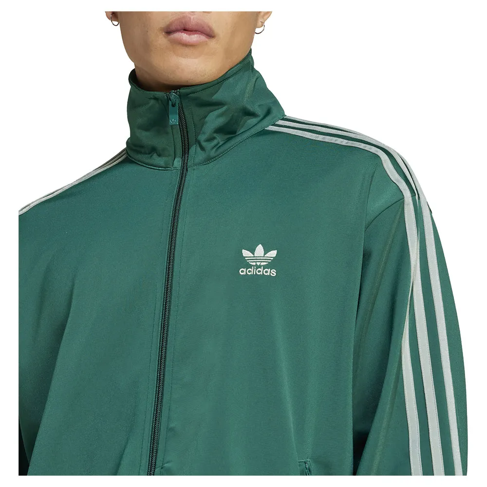 141542651_6.webp