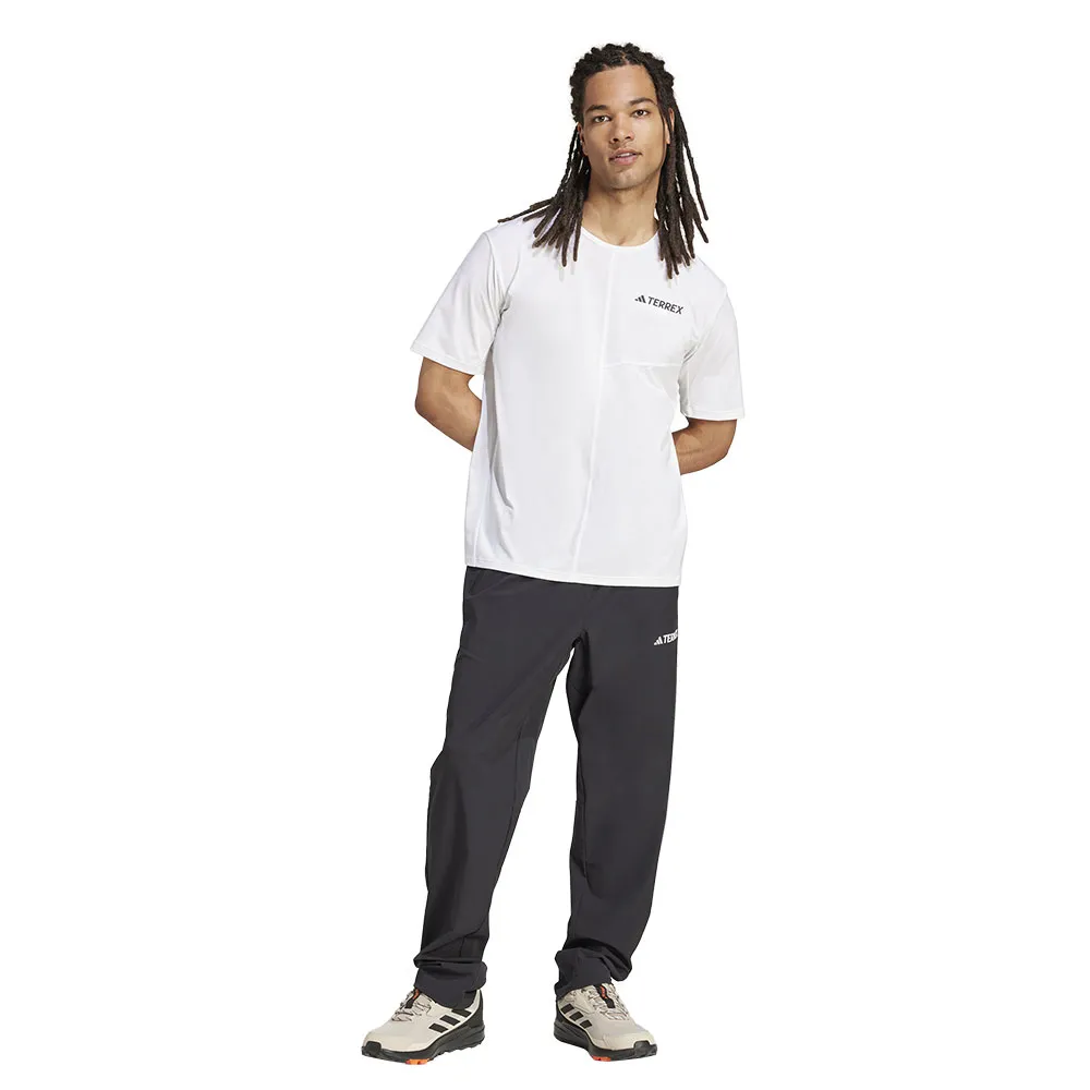 141566979_5.webp