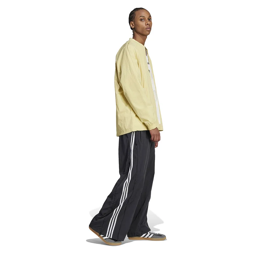 141568444_4.webp