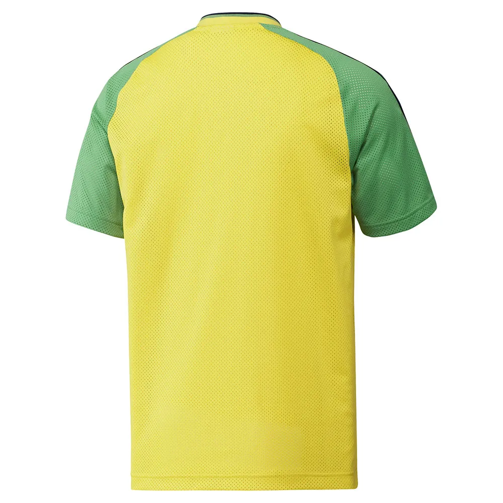 141585991_2.webp
