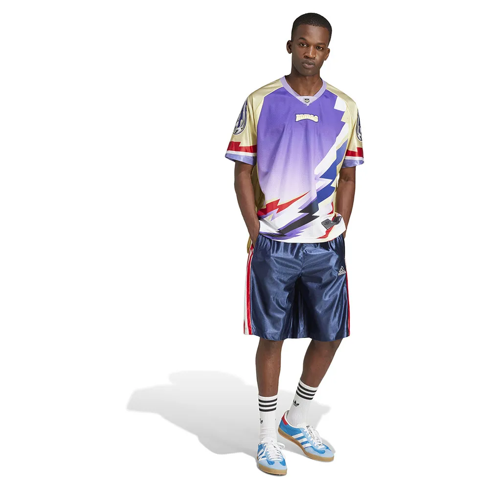 141586087_4.webp