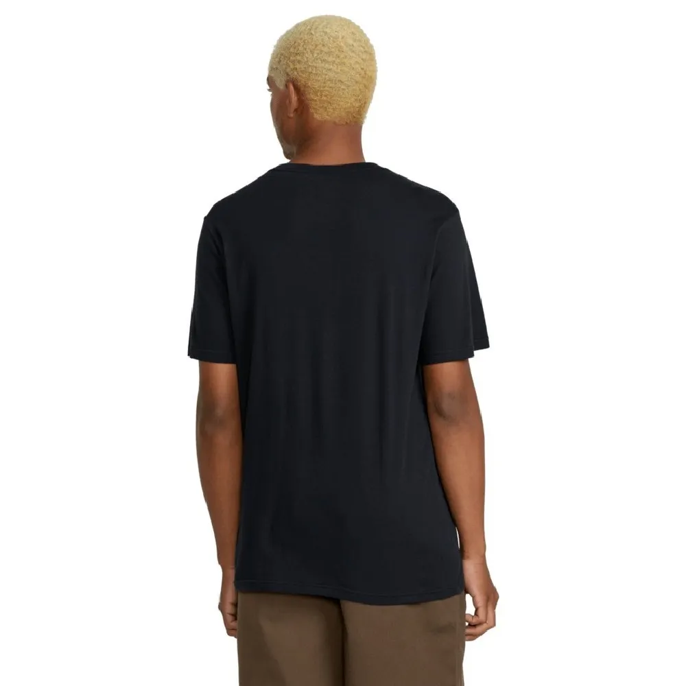 141676800_2.webp
