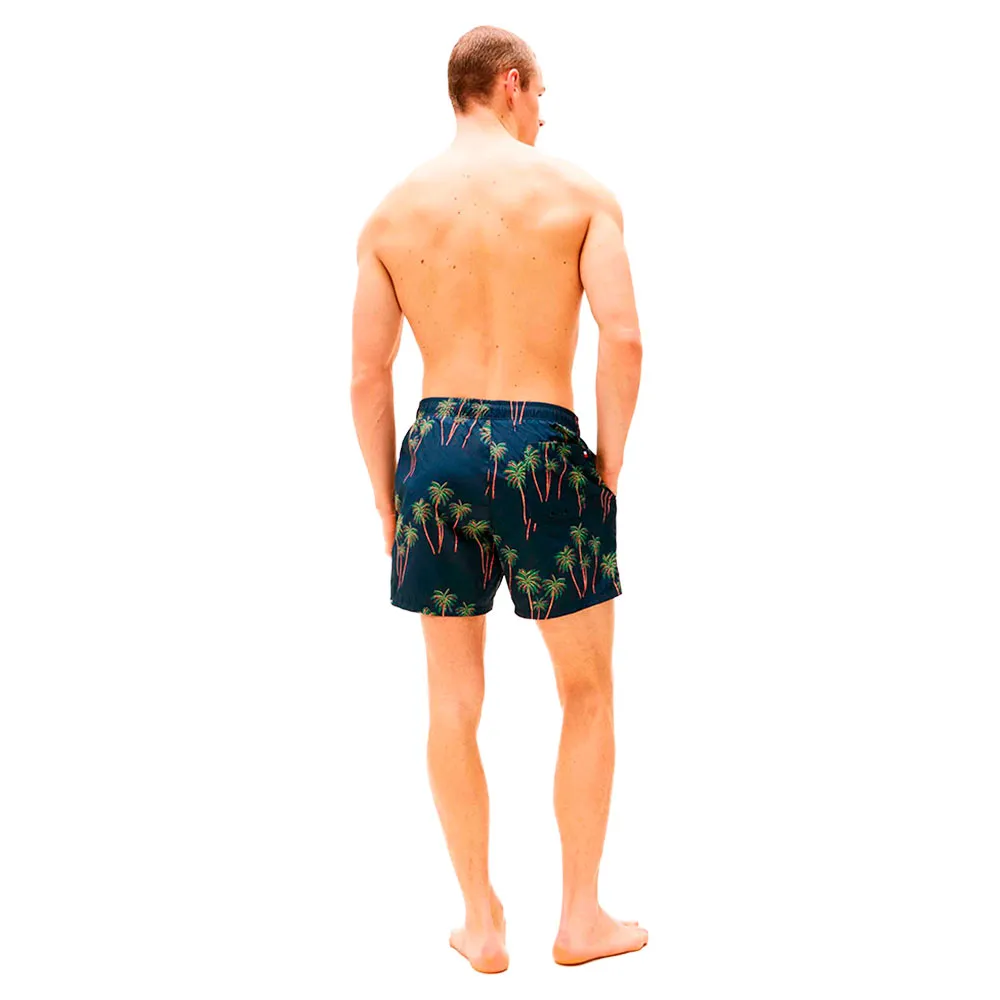 141679199_2.webp