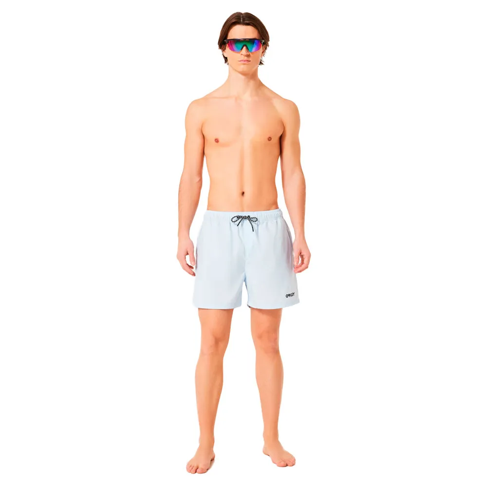141710884.webp
