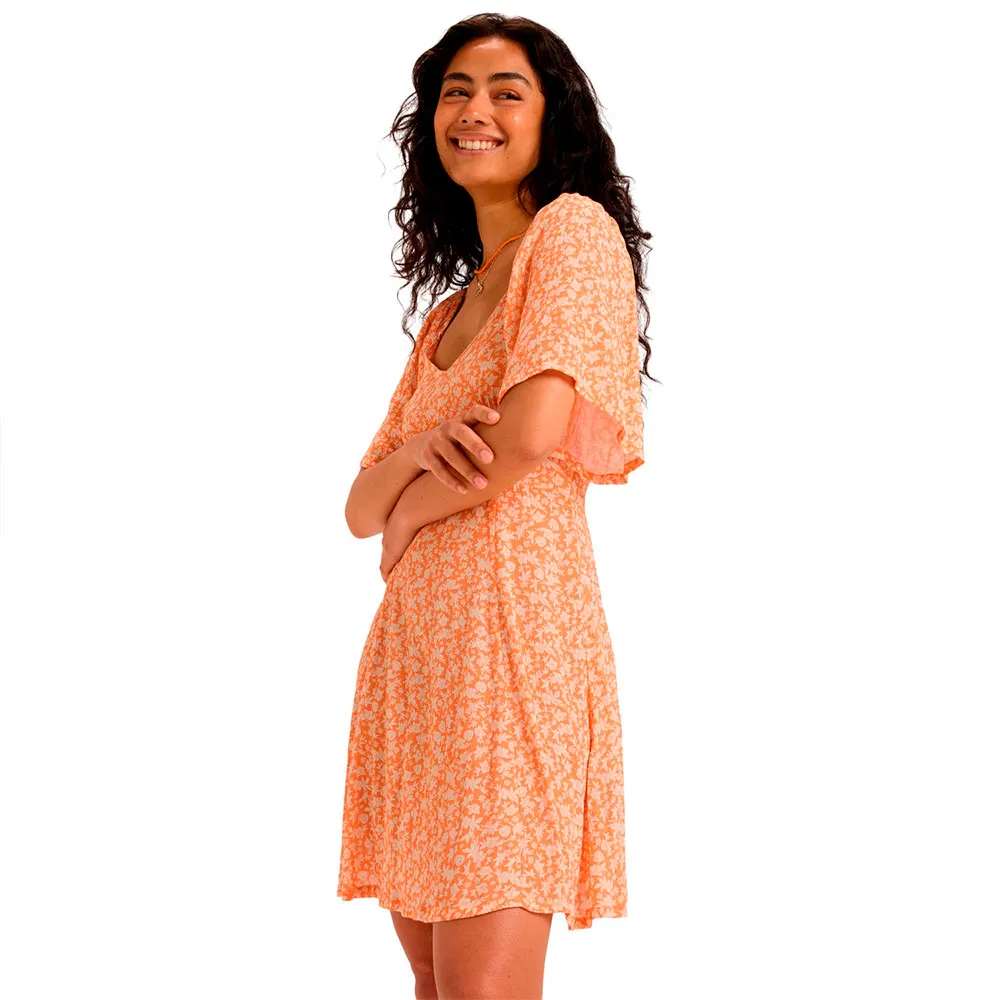 141717859_3.webp