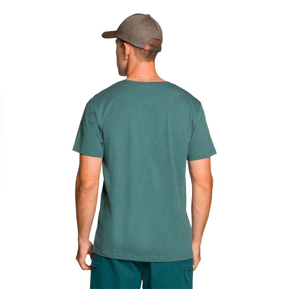 141759459_2.webp