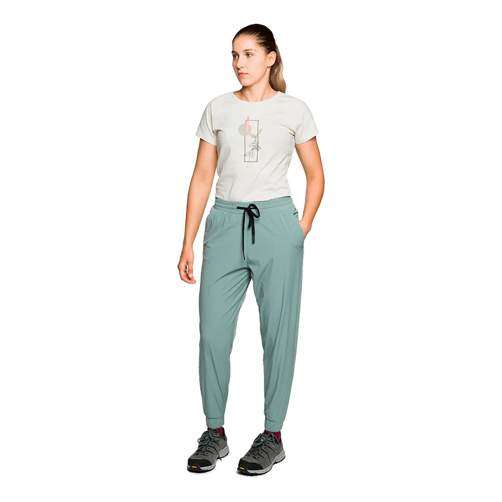 141759571_4.webp