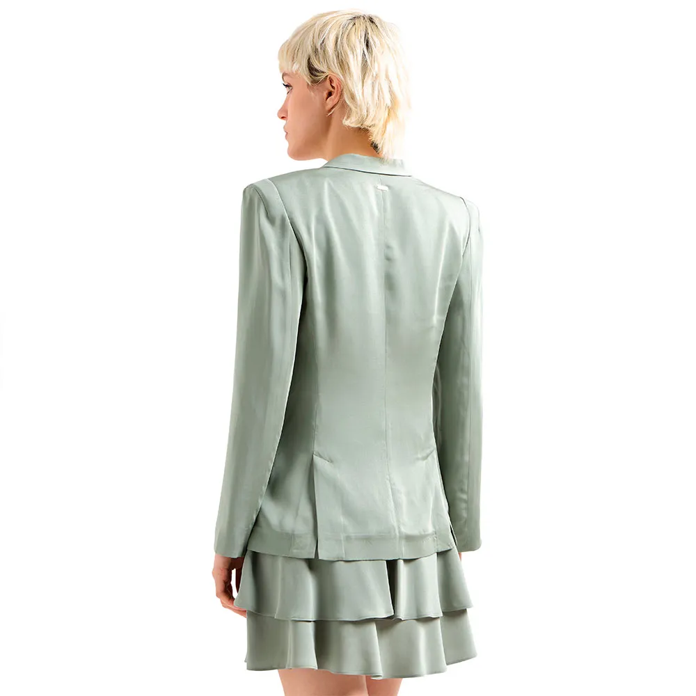 141765501_2.webp
