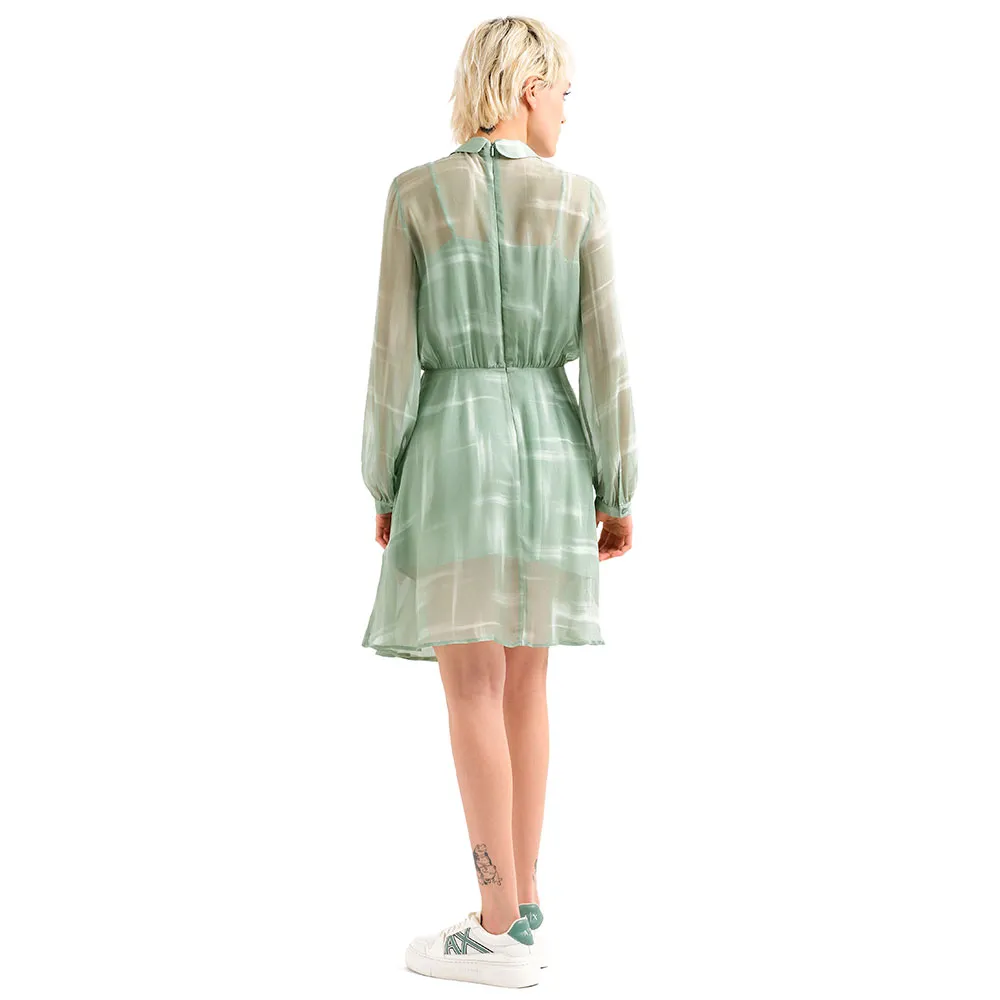 141765991_2.webp