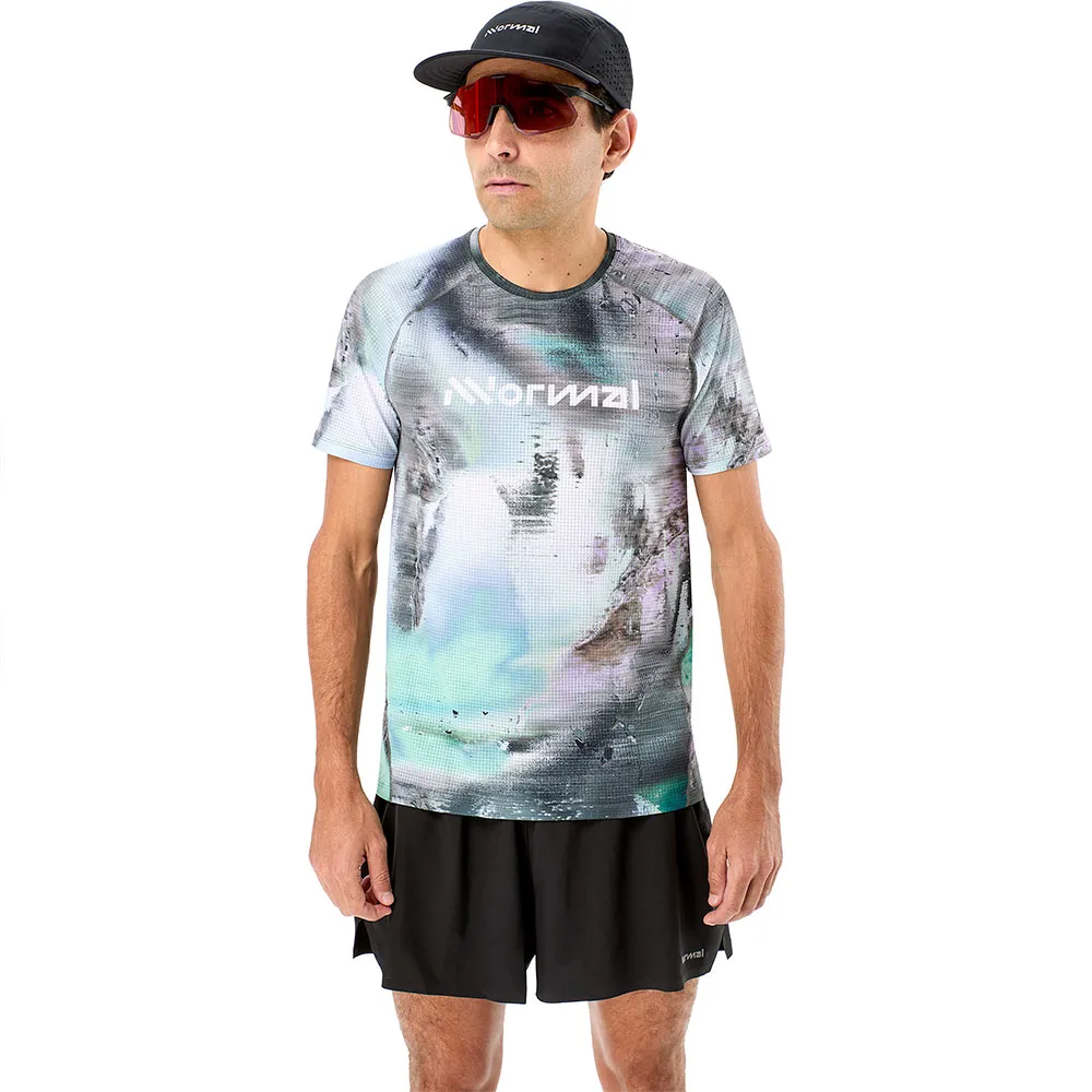 141766652.webp
