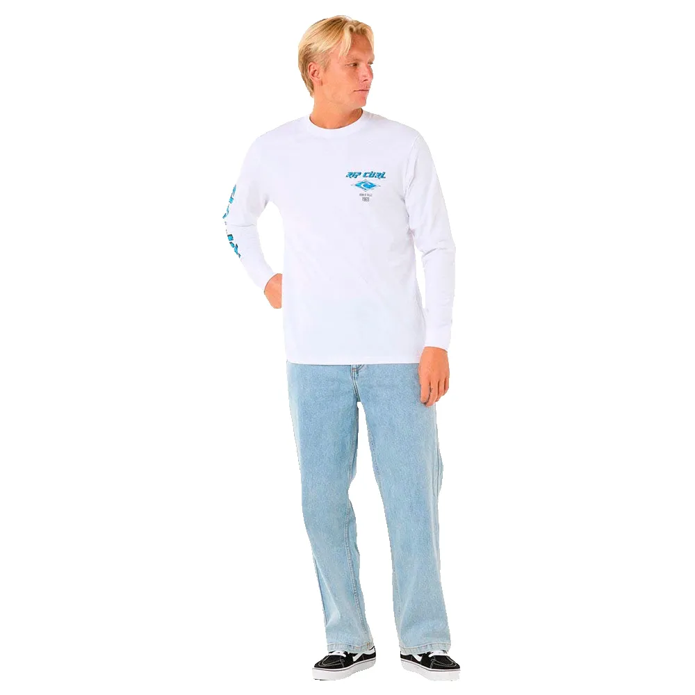 141823813_4.webp
