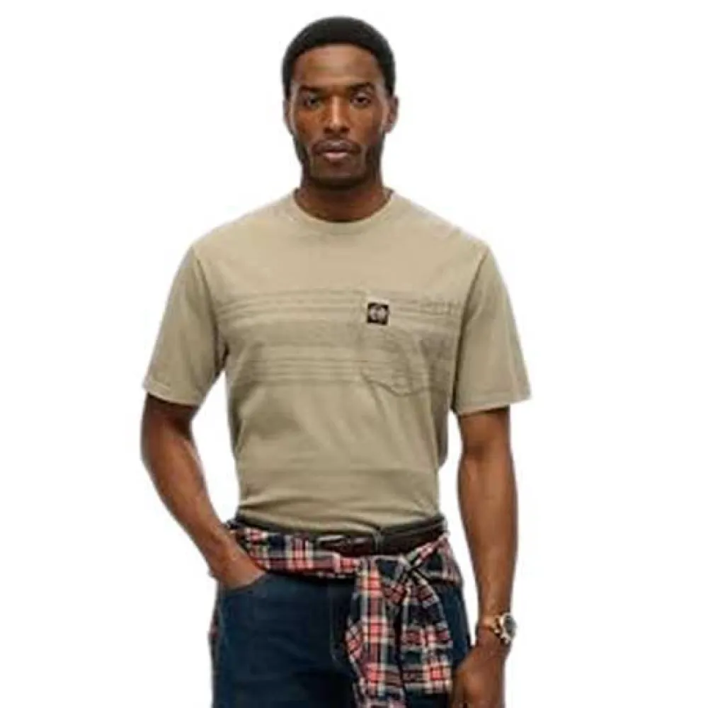 141844983.webp