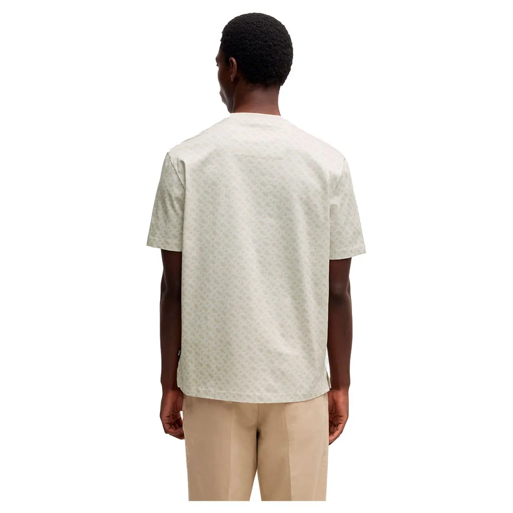 141853896.webp