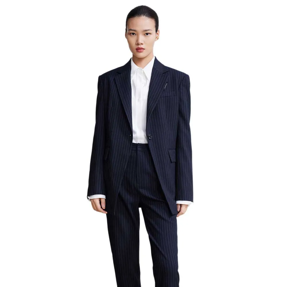 142064321.webp