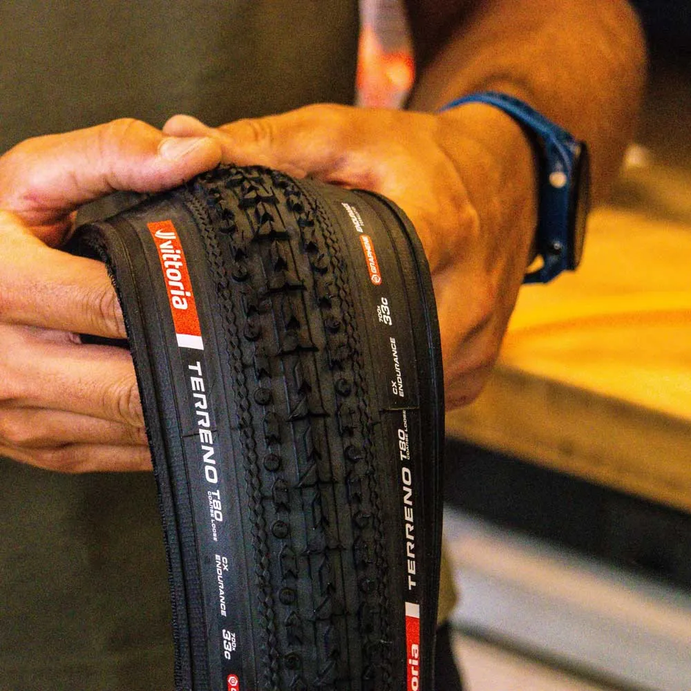 Vittoria Terreno T80 Cx Sport Tubeless 700 X 33 Styvt Graveldäck, Black, 700 x 33