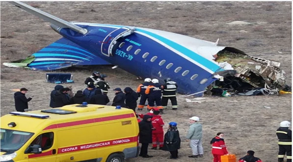 Emergency-team-at-the-site-of-the-crash