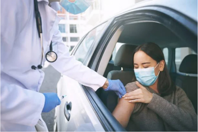 Travel Clinics and Vaccinations: What They Are, What They Provide, & How to Find One