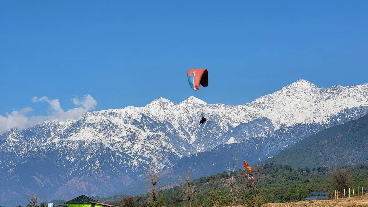 bir paragliding