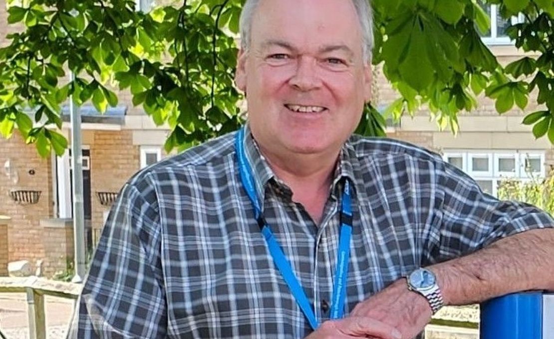 Andrew King 2 d41d8cd98f00b204e9800998ecf8427e