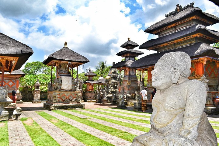 Ubud Traditional Tours 