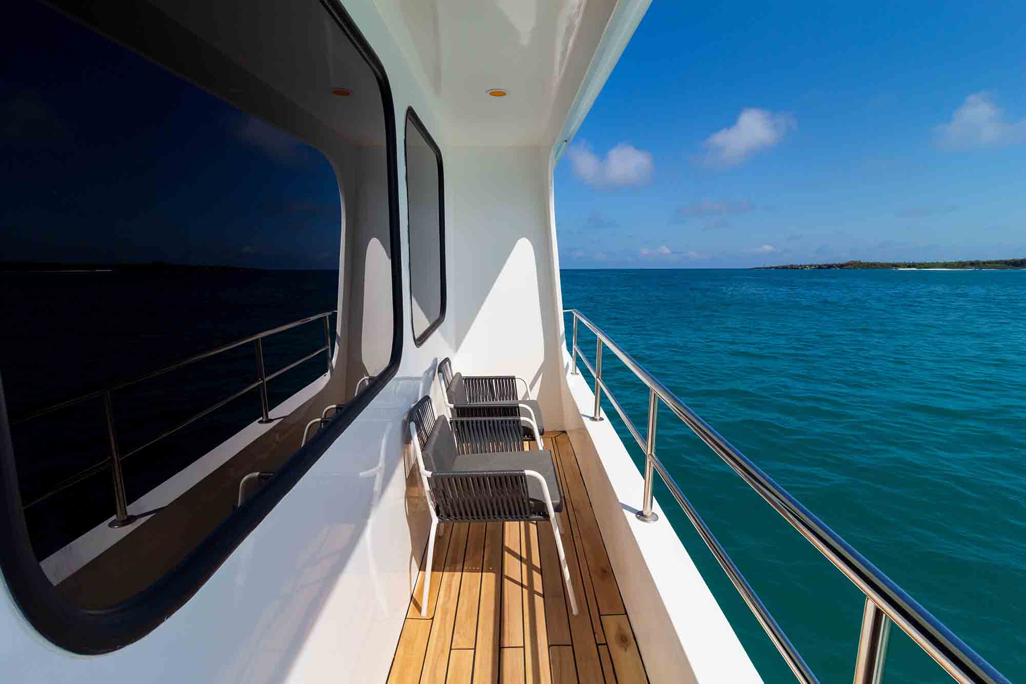 Reina Silvia Voyager Galapagos Catamaran - Offers & Secure Booking