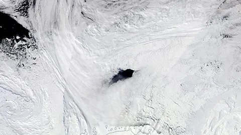 Antarctic ice hole the size of Switzerland keeps cracking open. Now scientists finally know why