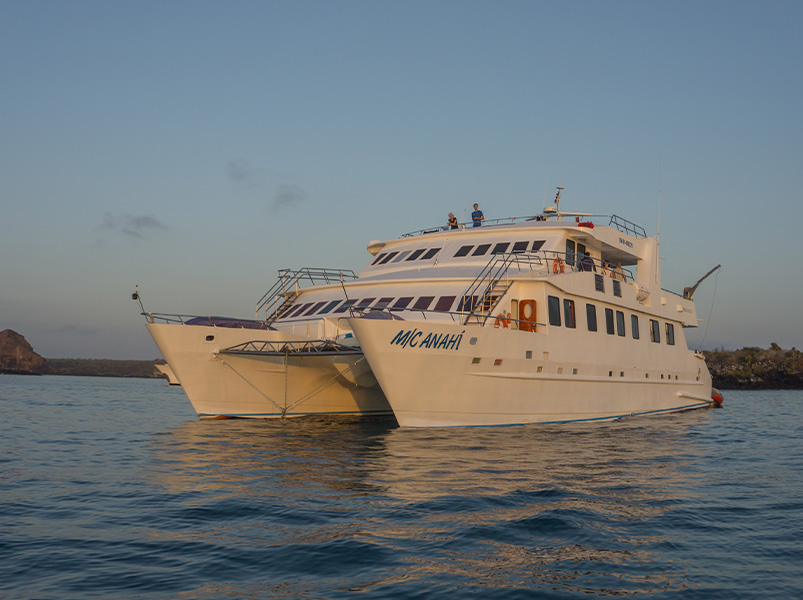 Itinerary B - Anahi Catamaran | Anahi | Galapagos Tours