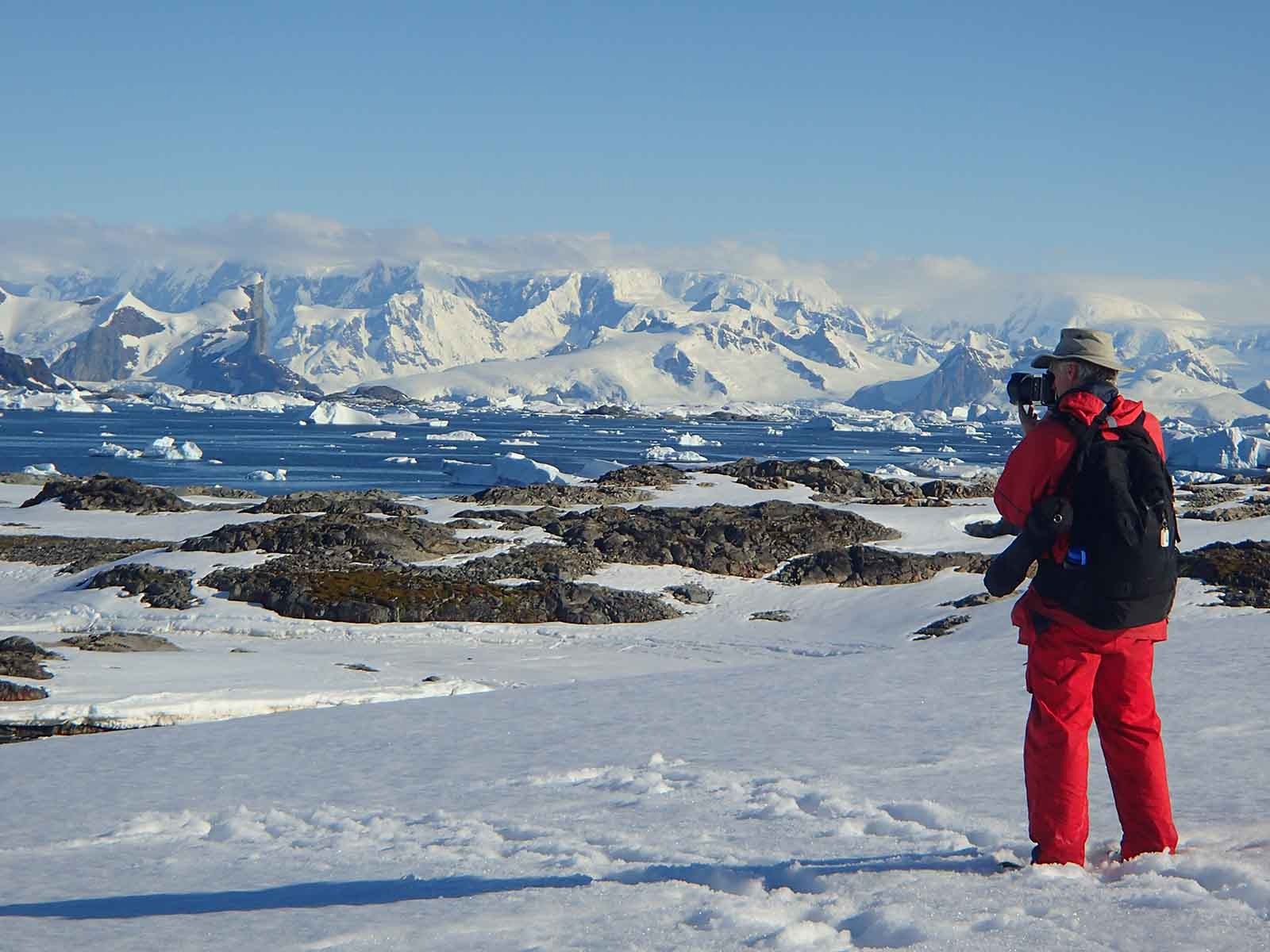 15 Best Things to Do in Antarctica (Top Tips for Explorers)
