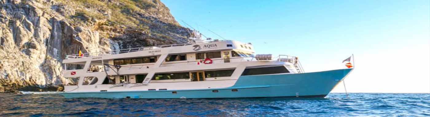 Naturalist Itinerary - Aqua Yacht | Aqua | Galapagos Tours