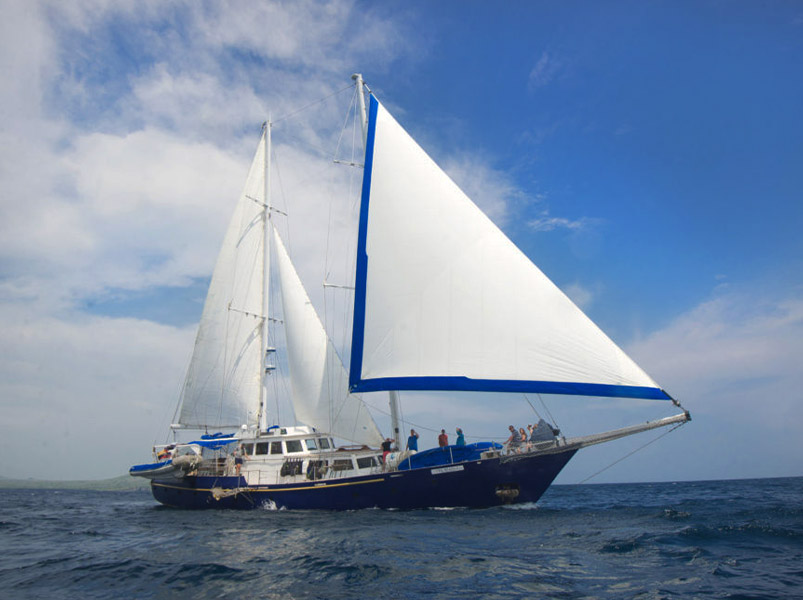 North & West Islands - Beagle Sailboat Sail Boat | Beagle Sailboat | Galapagos Tours