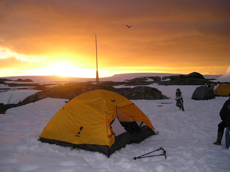 Camping on the ice of Antarctica: an unique experience