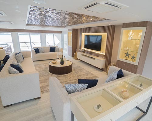 Lounge | Elite Catamaran