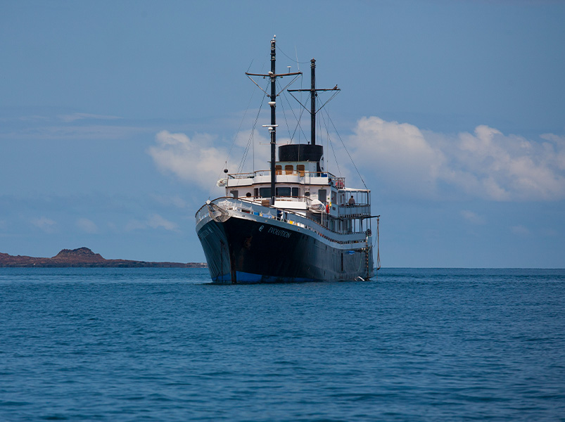 Itinerary from Baltra - Evolution Yacht | Evolution | Galapagos Tours