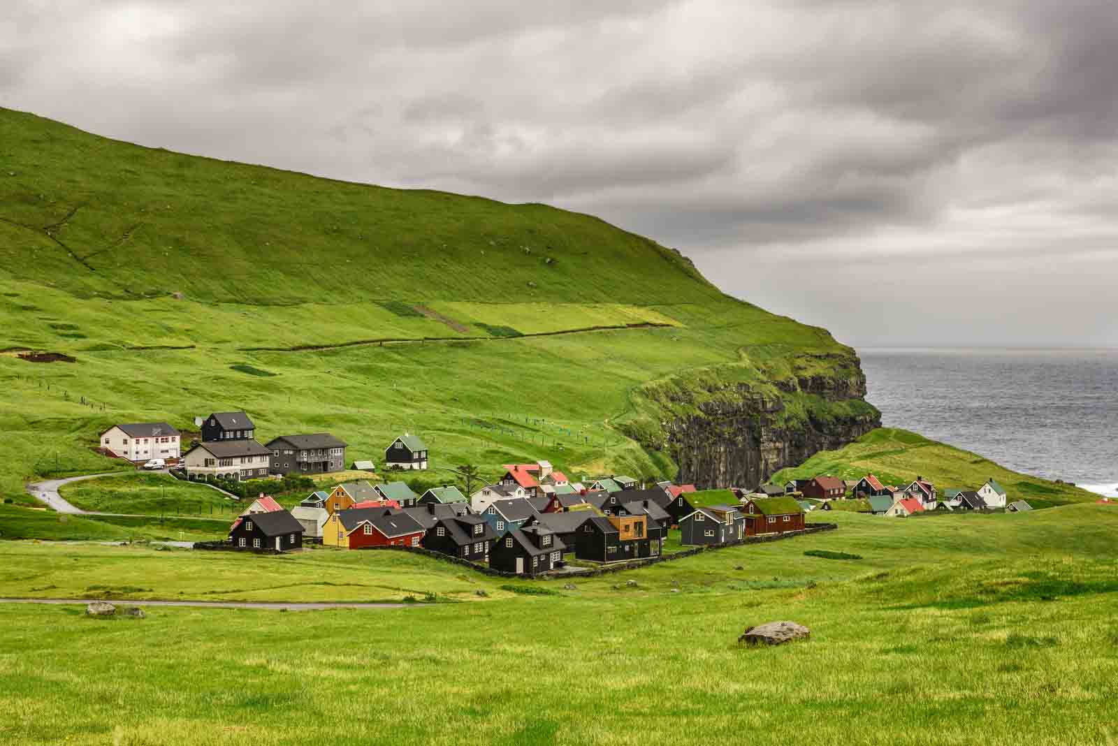 Epic Antarctica: Crossing the Circle via Falklands and South Georgia