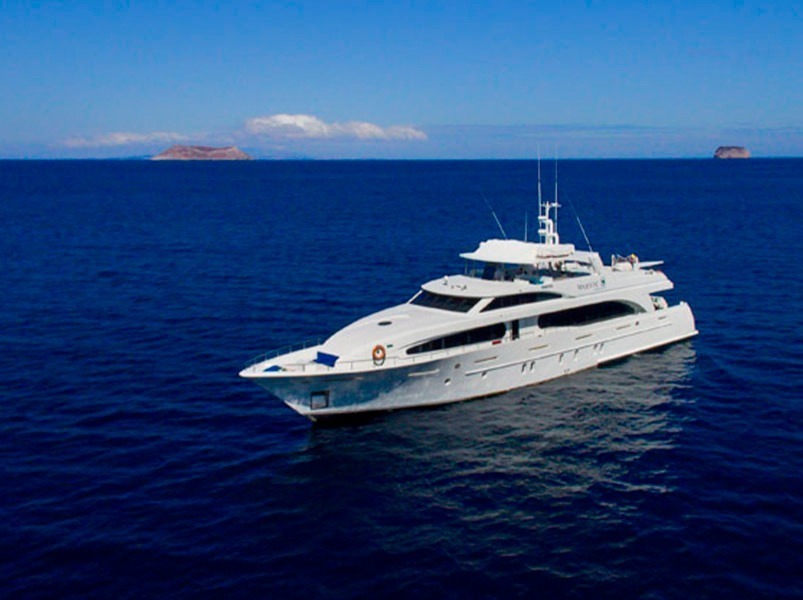 Enchanted Luxury Central and West Galapagos Islands Cruise M/V Grand Majestic | Grand Majestic | Galapagos Tours