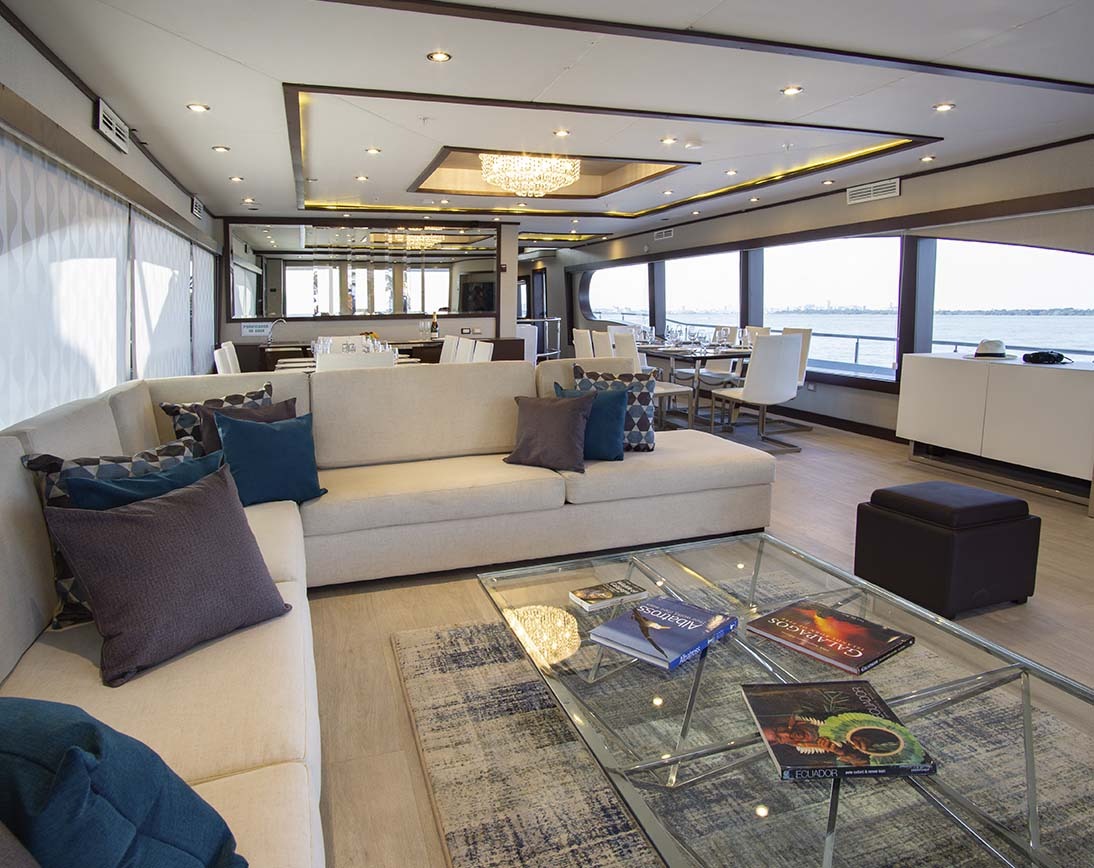 Living area | Grand Majestic Yacht