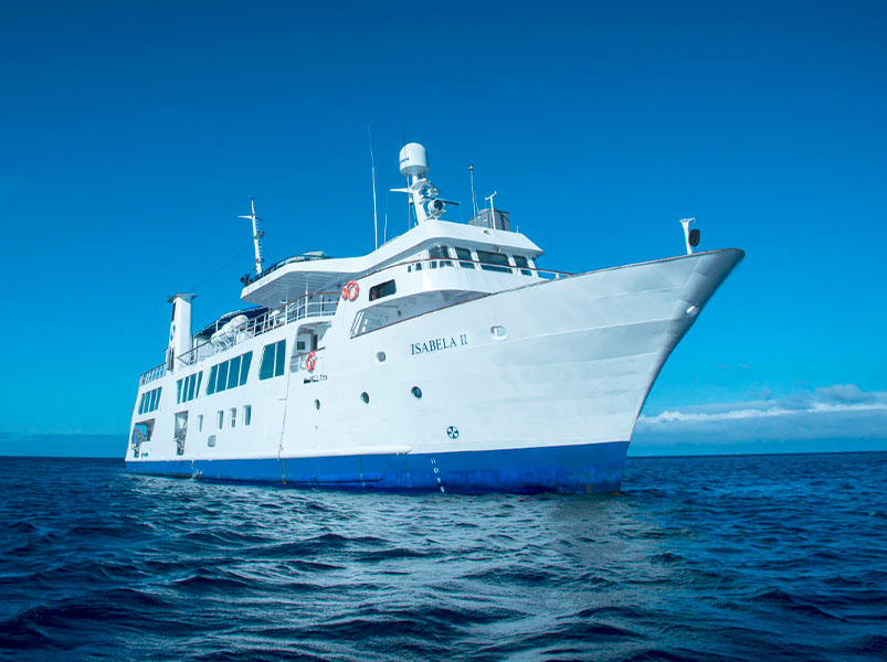 5 days – Central Islands - Isabela II Expedition Ship | Isabela II | Galapagos Tours