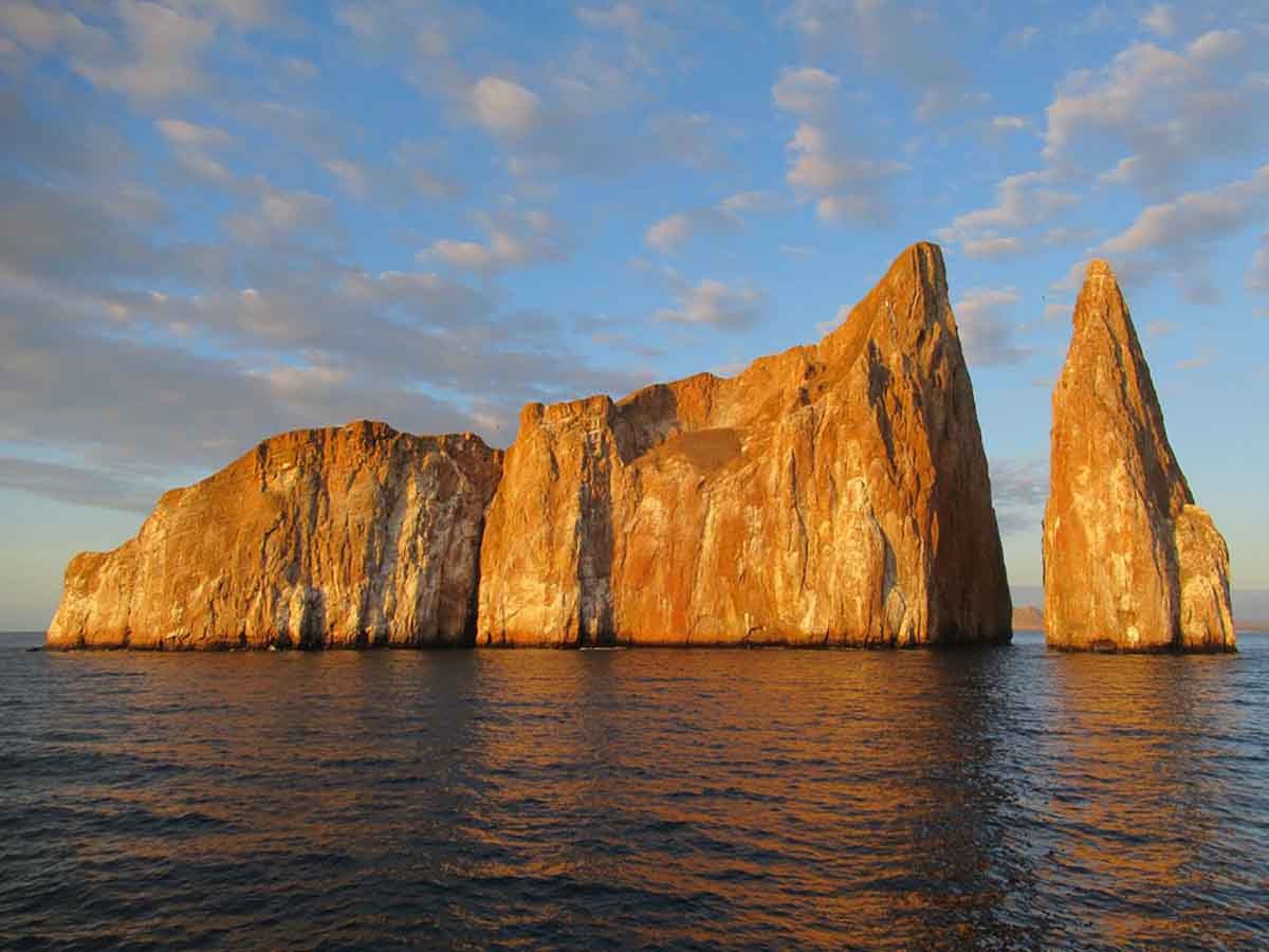 Galapagos 8 day east islands cruise on board the Endemic