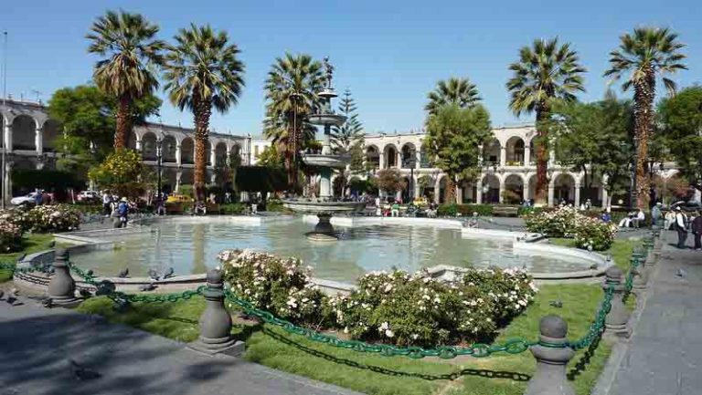 Explore City Square | Peru