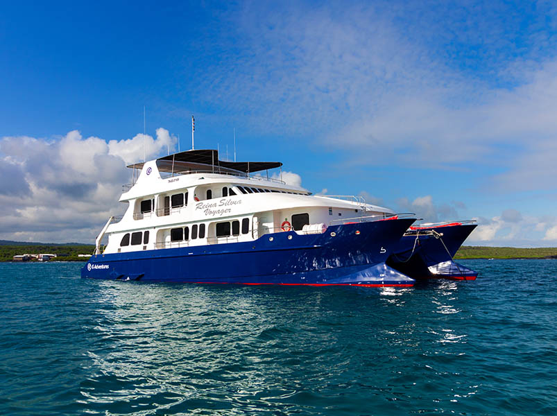 Itinerary A 8 days - Reina Silvia Voyager Catamaran | Reina Silvia Voyager | Galapagos Tours