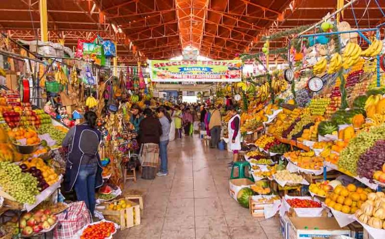 Visit San Camilo Market to Shop and Eat | Peru