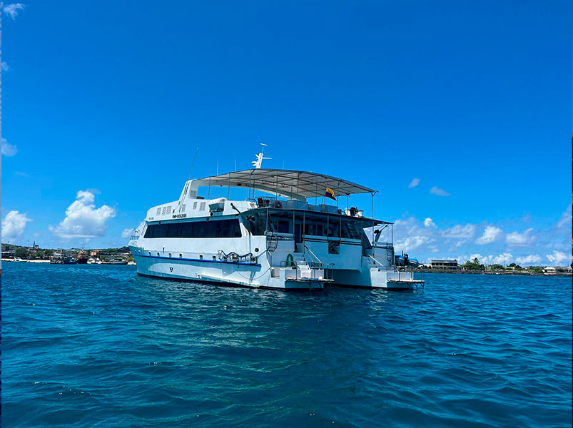 Itinerary A 4 Days - Anali Catamaran | Anali | Galapagos Tours