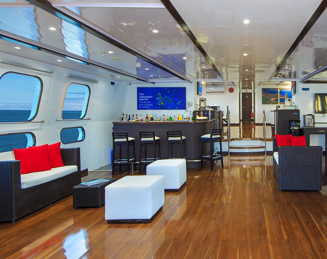 Living area | Natural Paradise Yacht