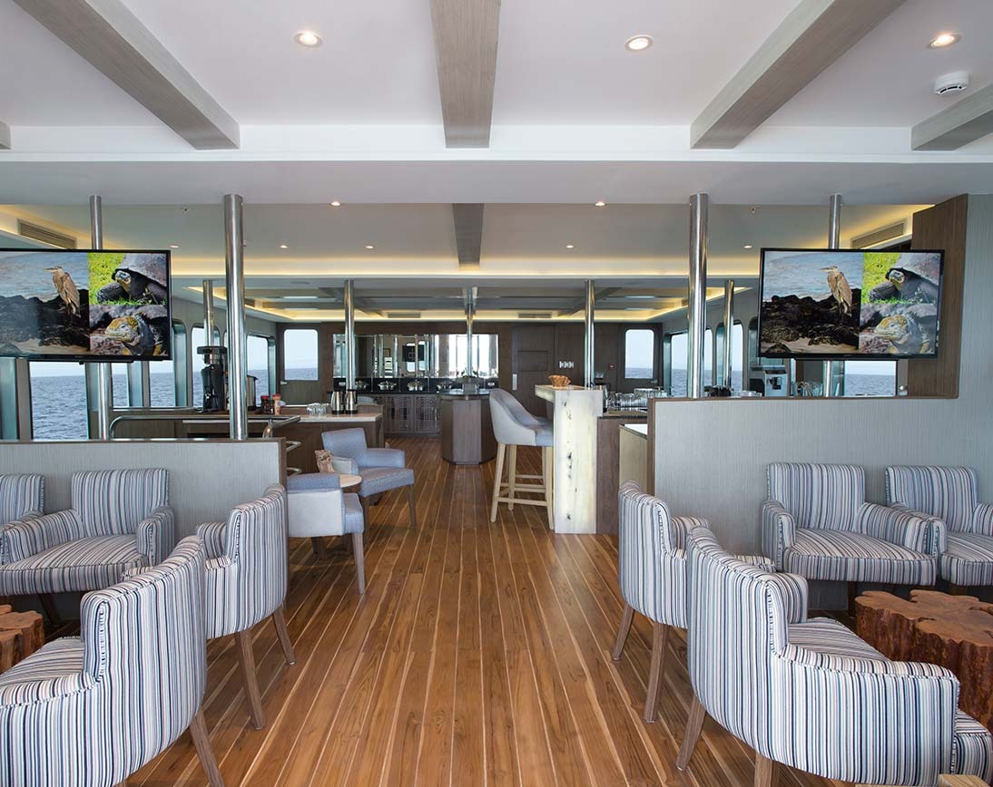 Dining area | Origin Yacht