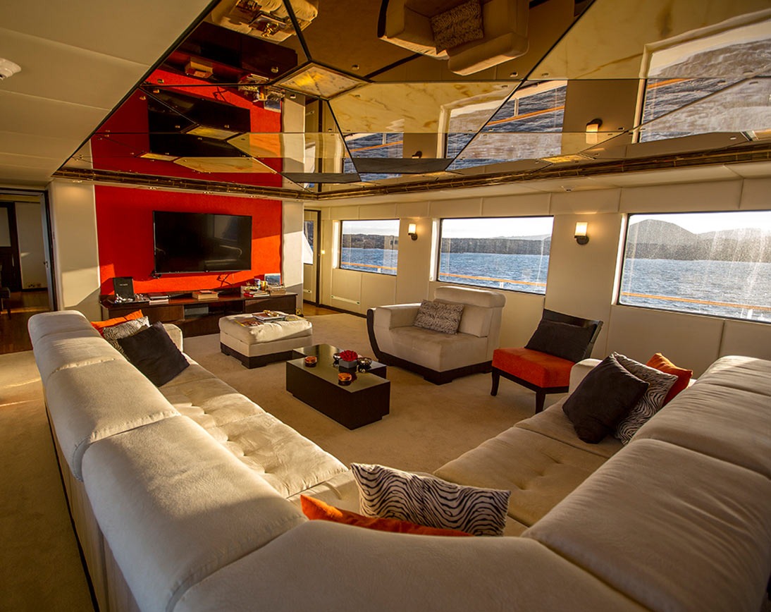 Living area | Passion Yacht
