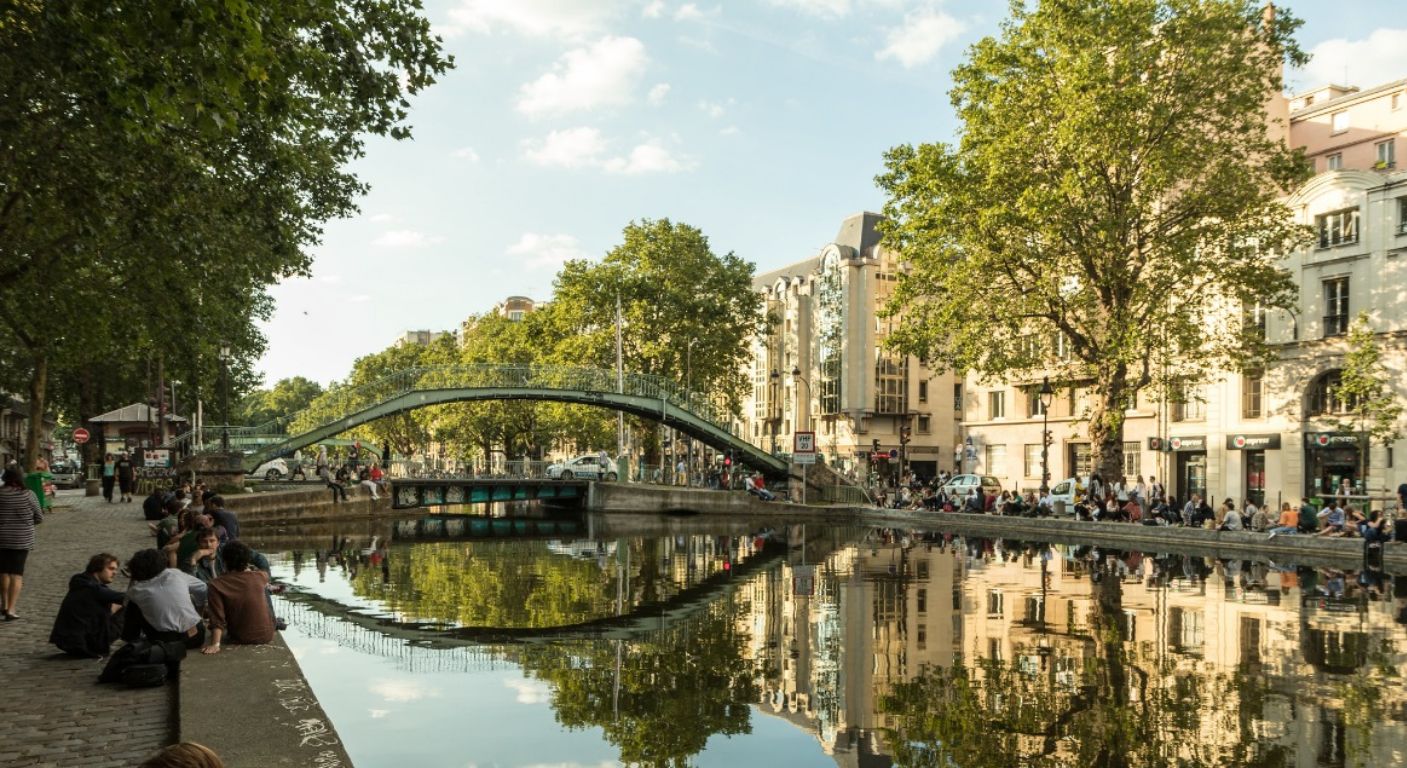 Walk along canal Saint-Martin