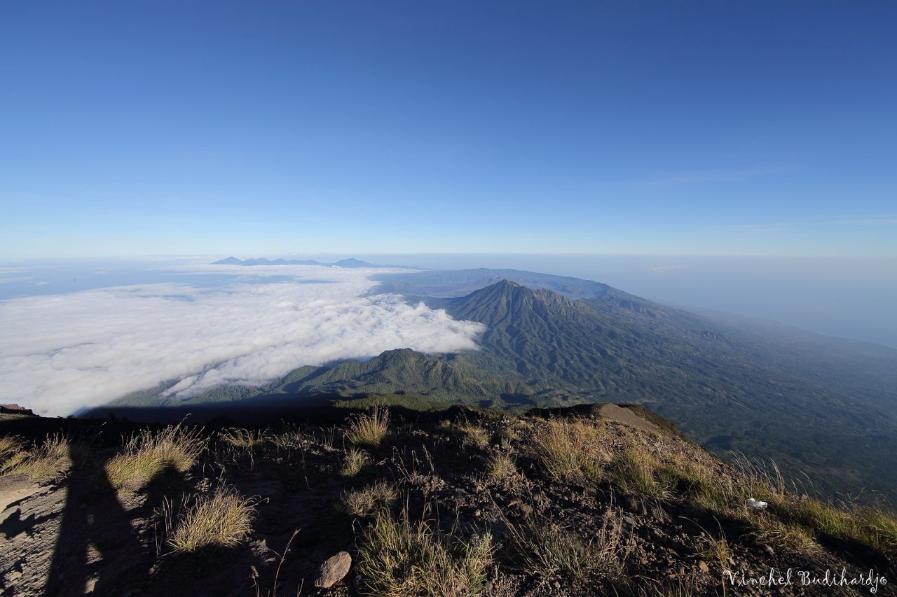 Climb Mount Agung
